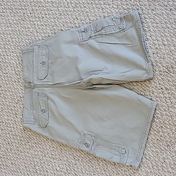 Three Pair of Mens Cargo Shorts - Picture 5 of 7